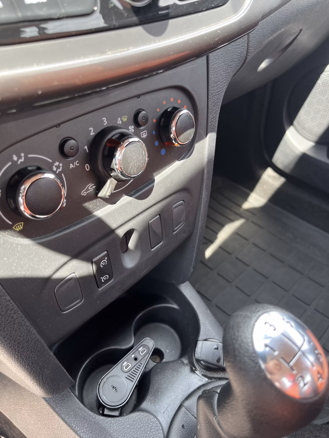 Renault Sandero Stepway фото 14