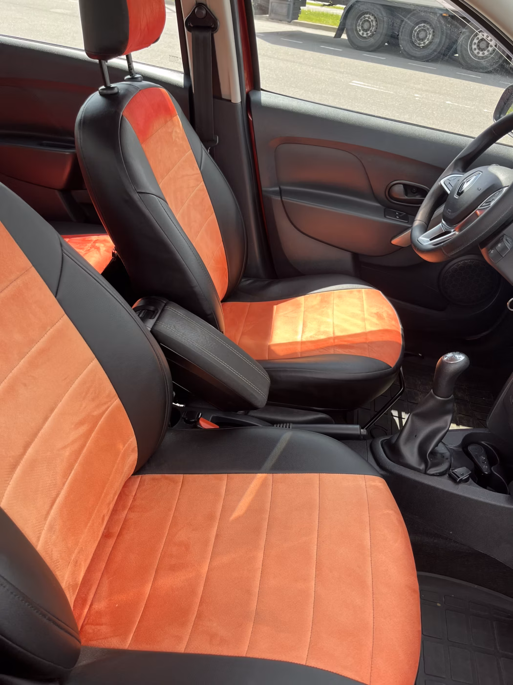 Renault Sandero Stepway фото 9