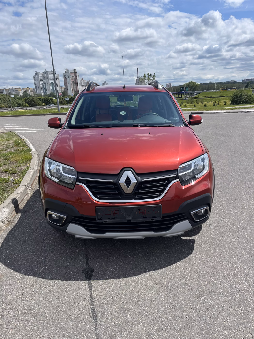 Renault Sandero Stepway фото 2