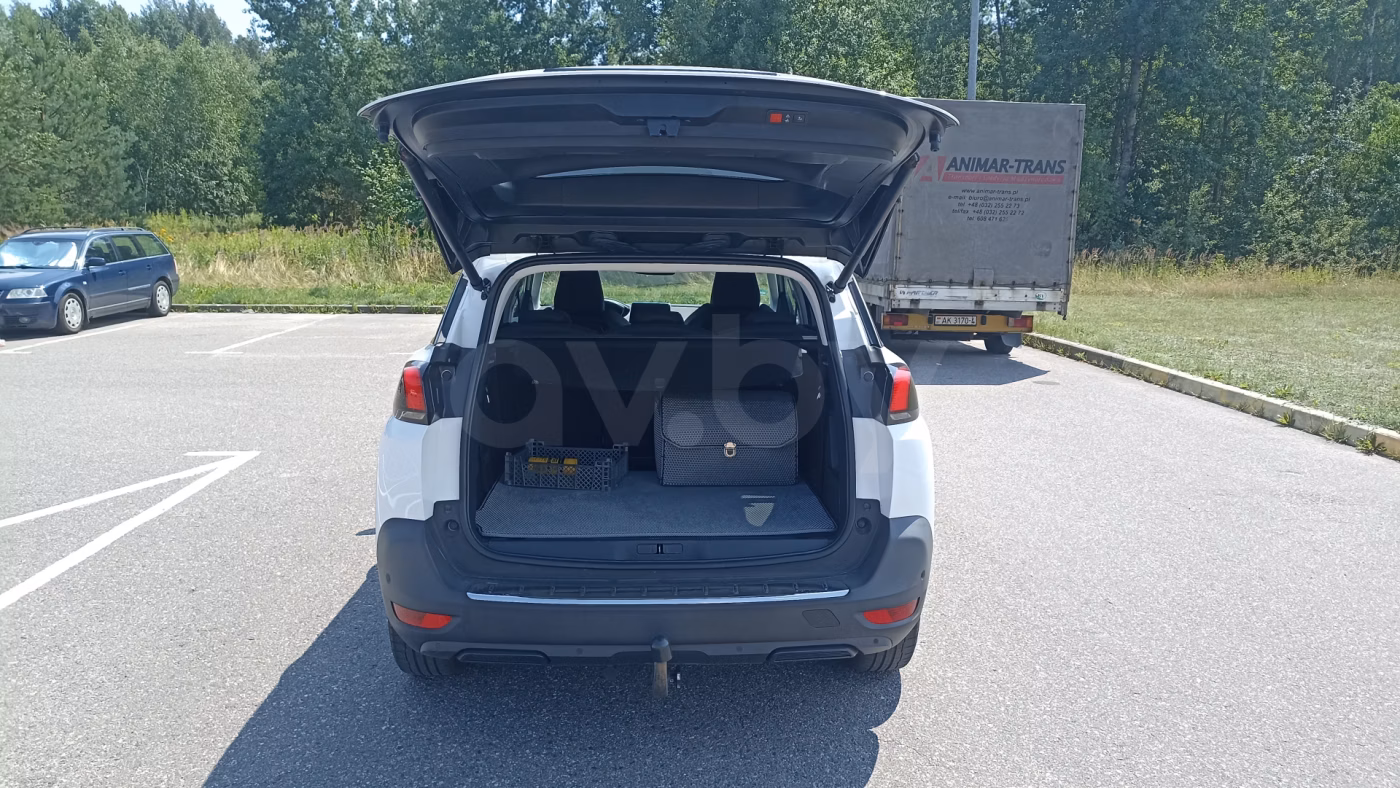 Peugeot 5008 фото 7