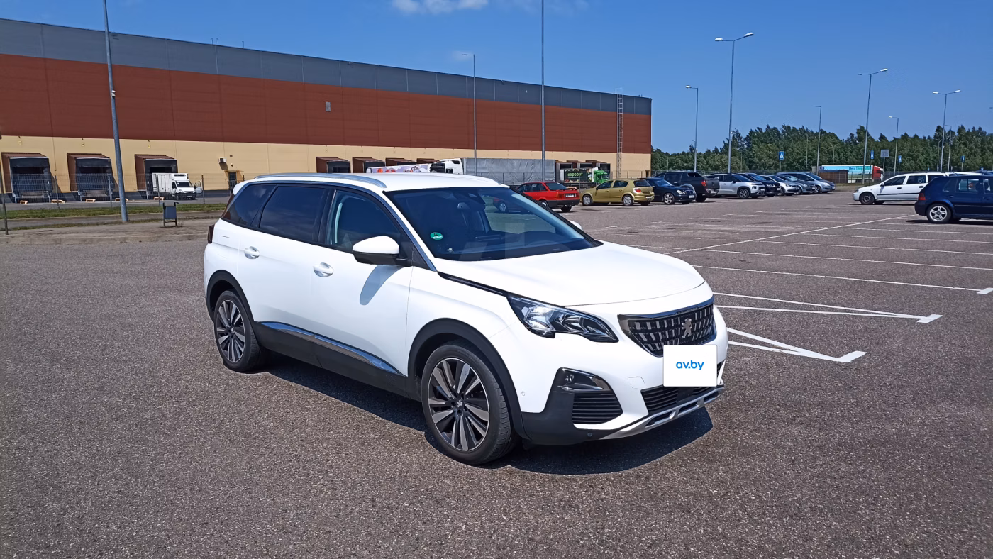 Peugeot 5008 фото 3