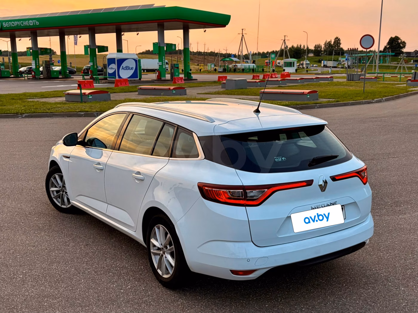 Renault Megane фото 2
