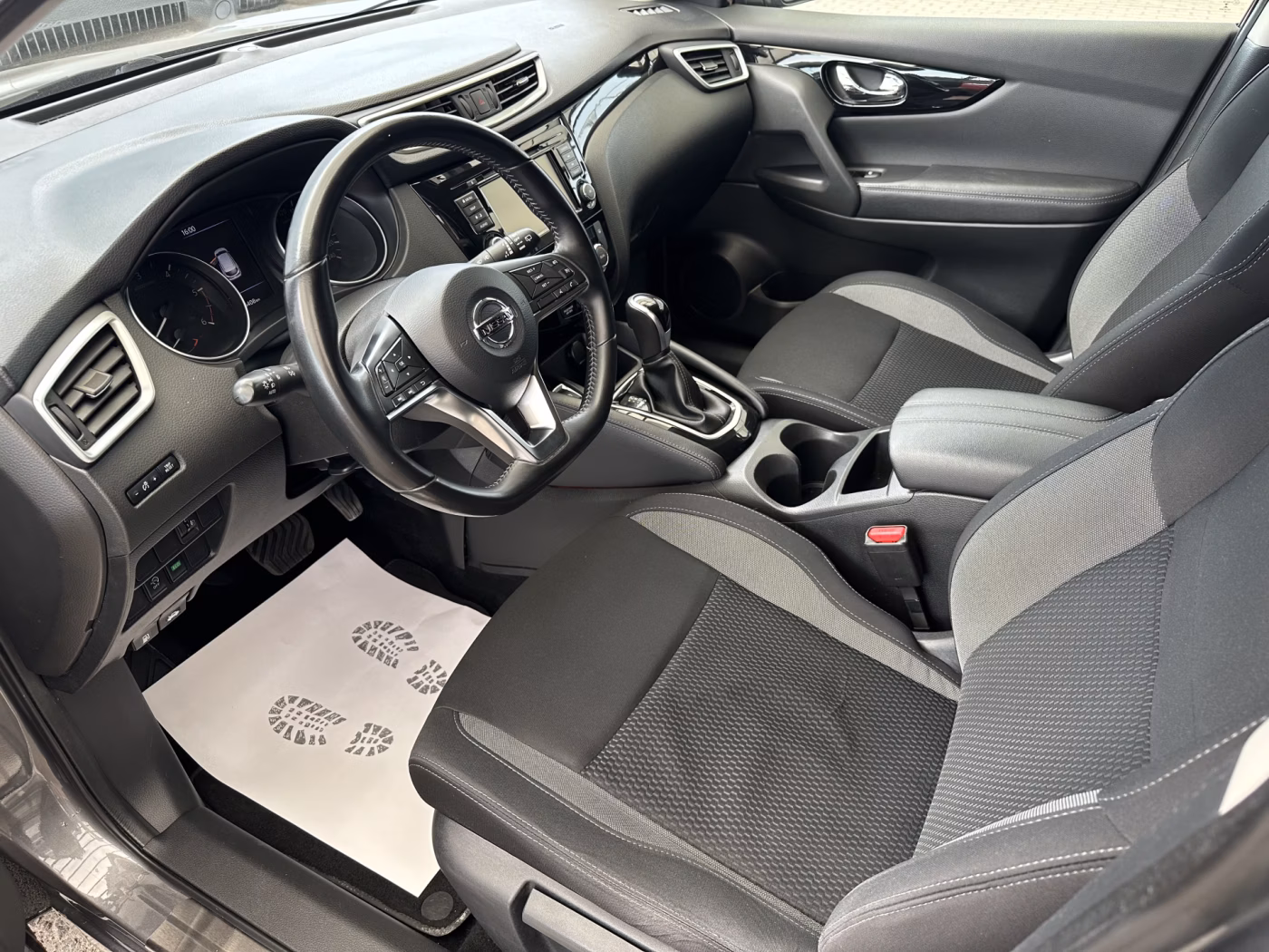 Nissan Qashqai фото 8