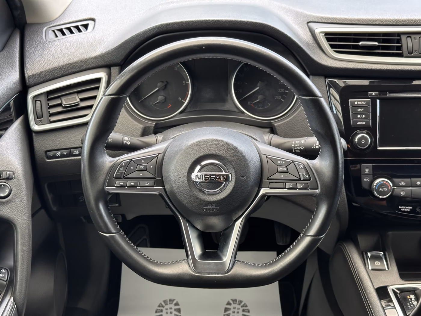 Nissan Qashqai фото 10
