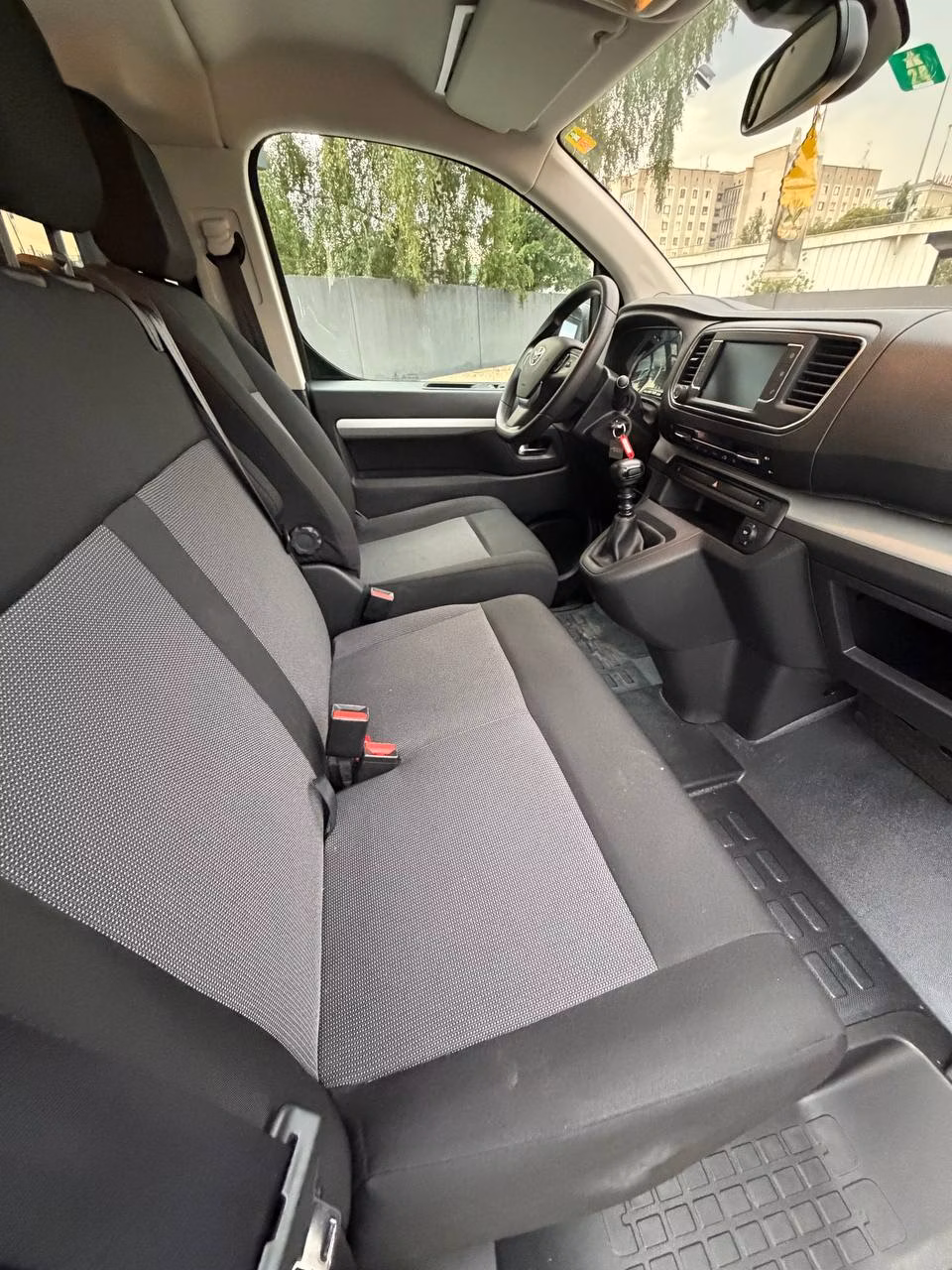 Toyota ProAce Verso фото 12