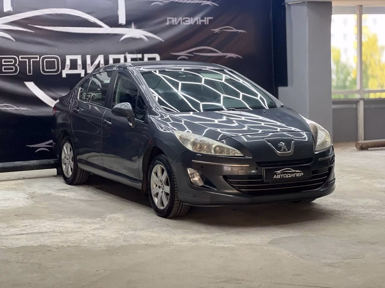 Peugeot 408 фото 3