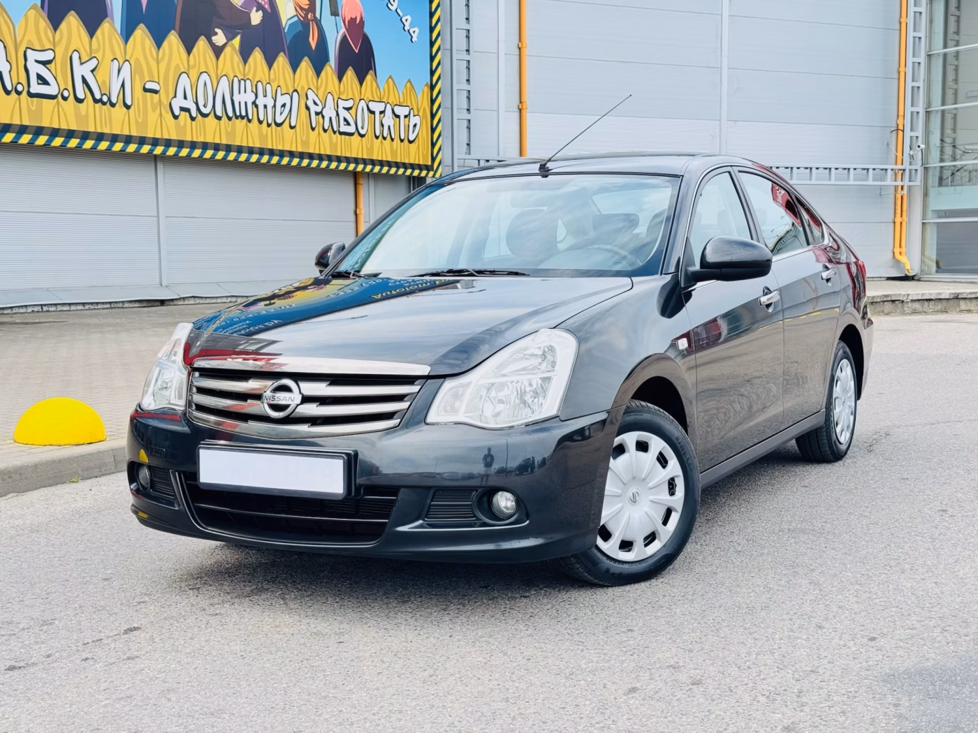 Nissan Almera