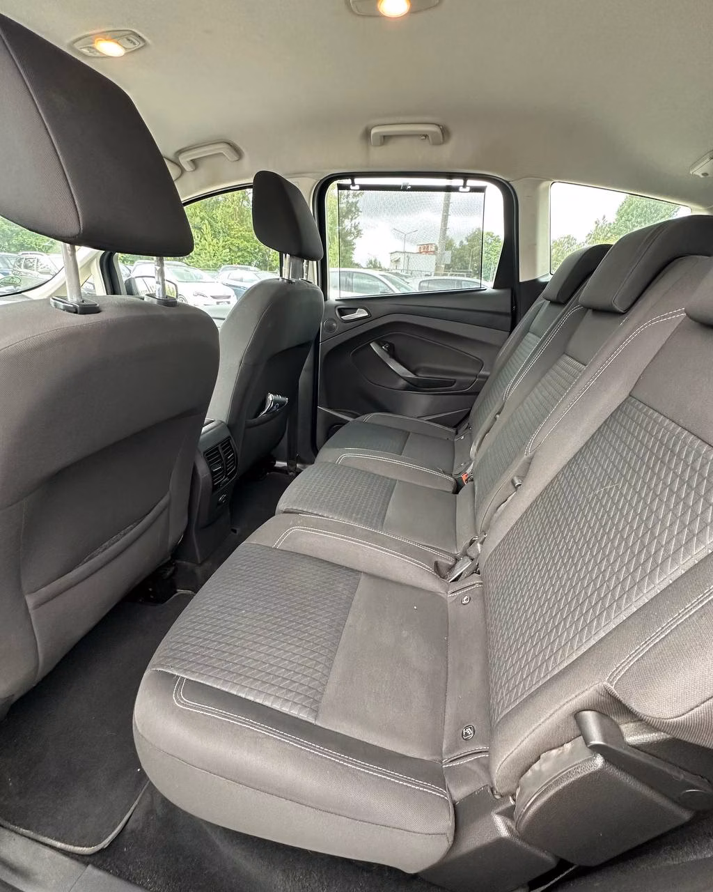 Ford C-MAX фото 8