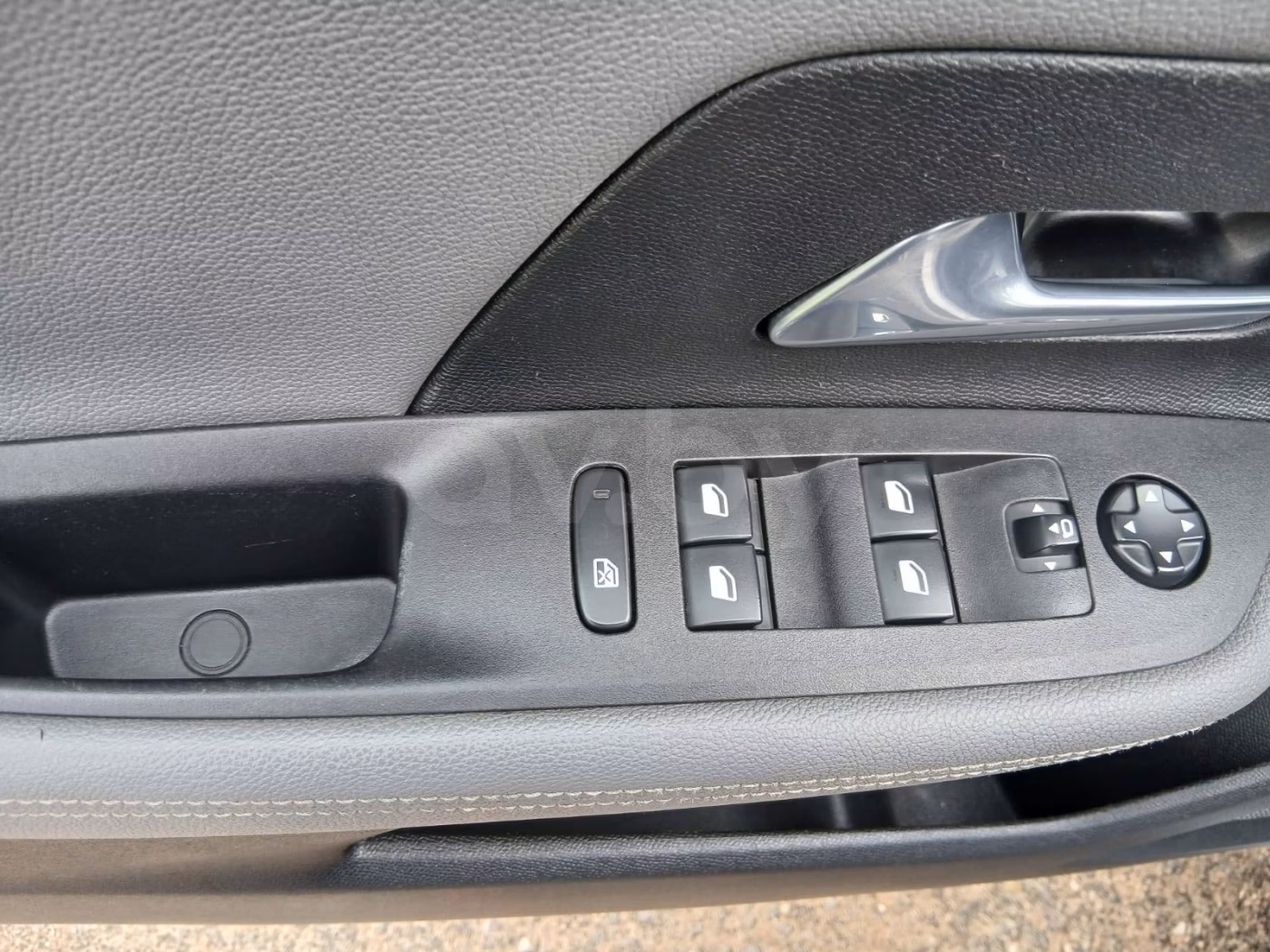 Opel Mokka фото 15