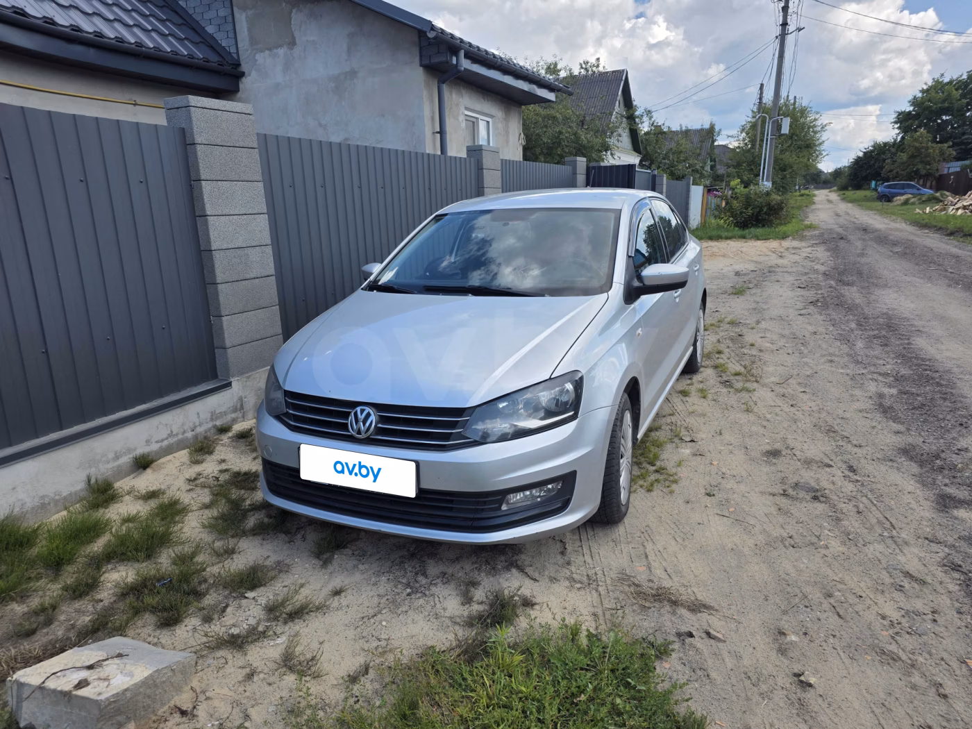 Volkswagen Polo Sedan