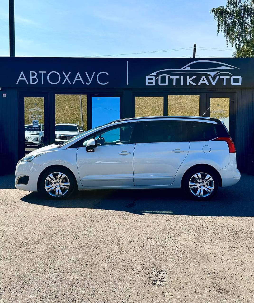 Peugeot 5008 фото 4