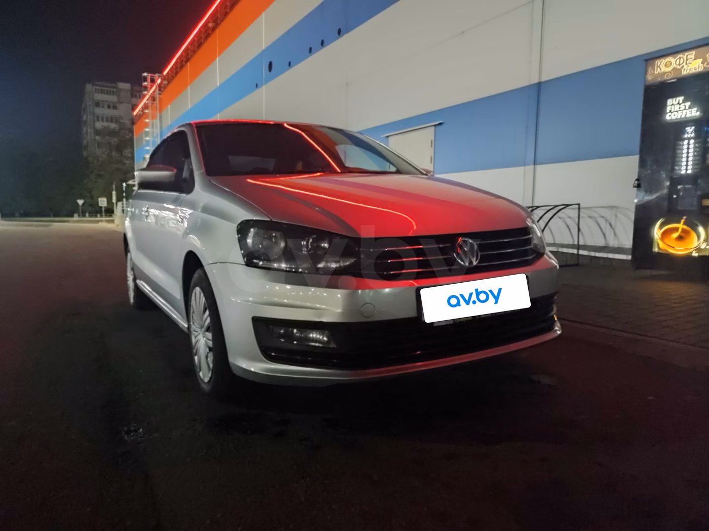 Volkswagen Polo Sedan фото 5
