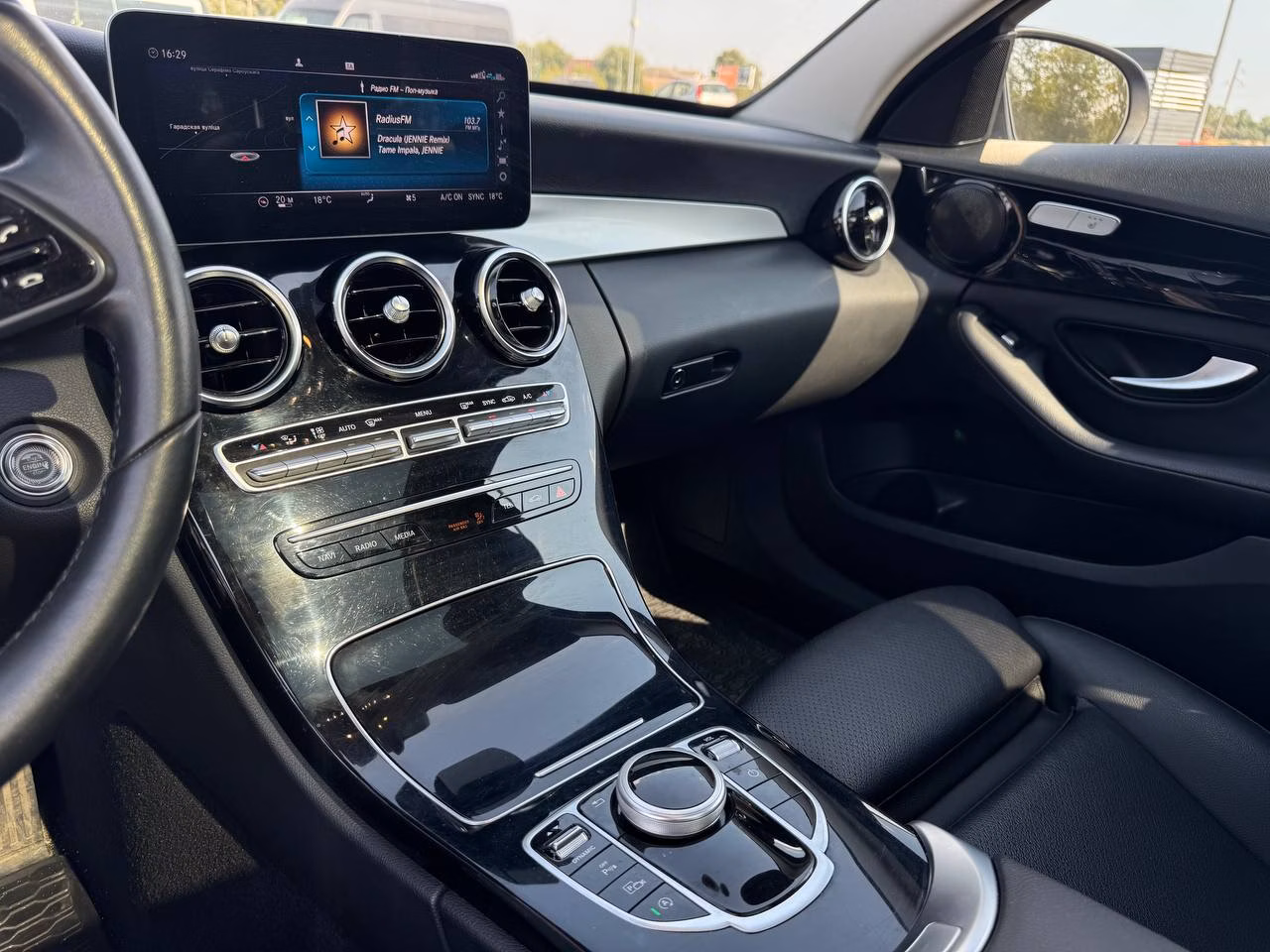 Mercedes-Benz C-Класс фото 17