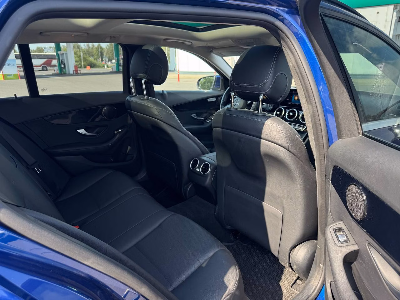 Mercedes-Benz C-Класс фото 19