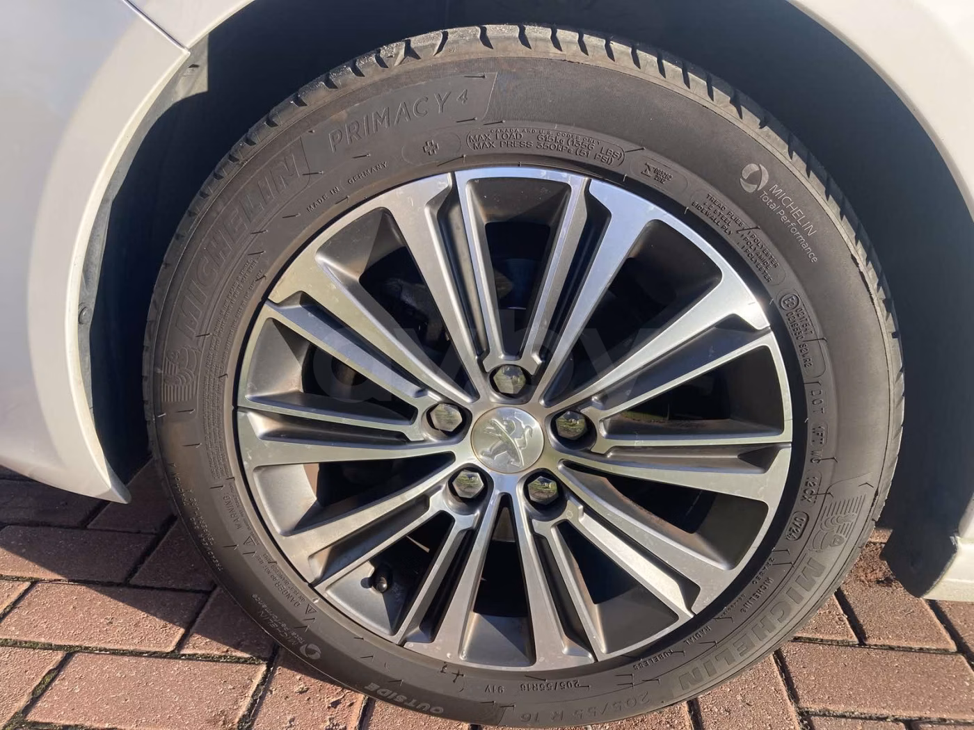 Peugeot 308 фото 6