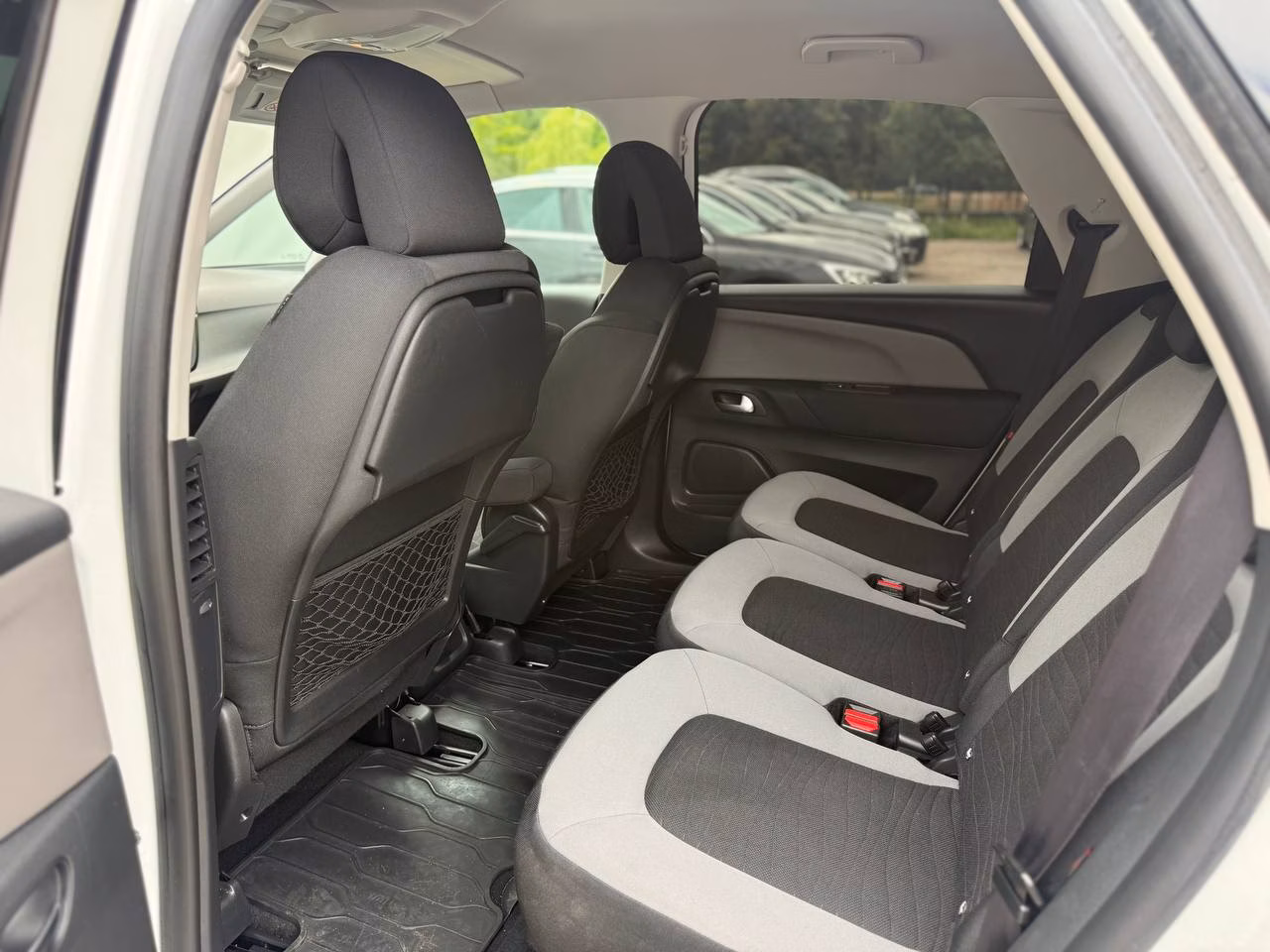 Citroen C4 Picasso фото 11