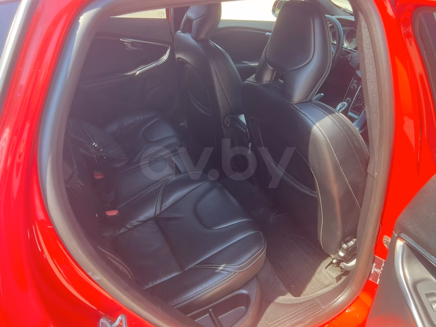 Volvo V40 фото 3