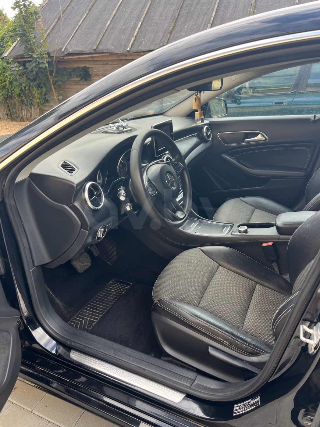 Mercedes-Benz CLA фото 12