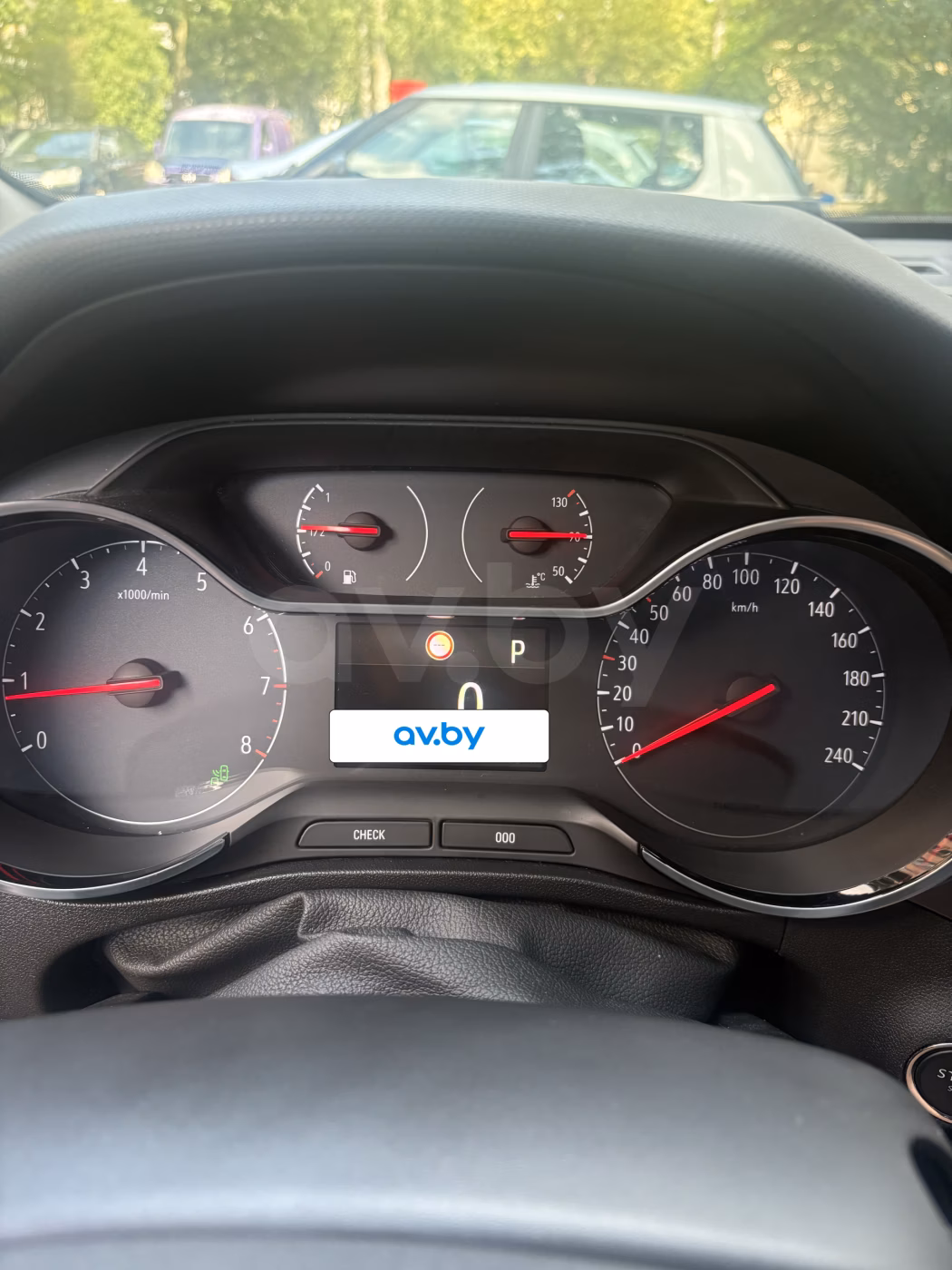 Opel Crossland X фото 8