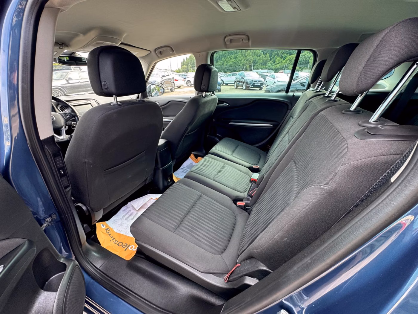 Opel Zafira фото 12