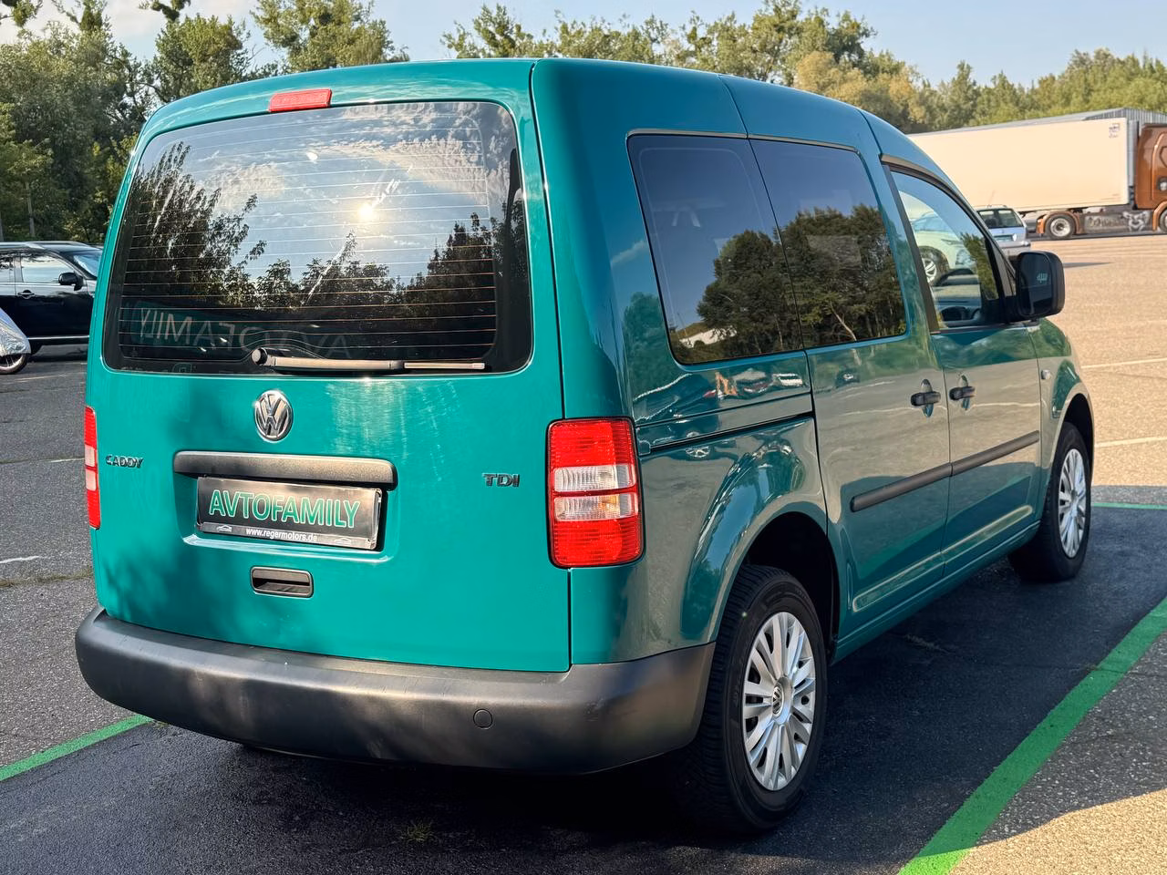 Volkswagen Caddy фото 8