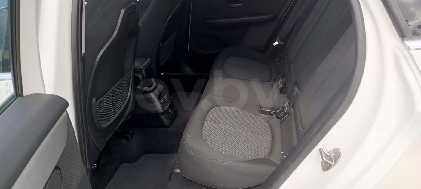 BMW 2 серия Active Tourer фото 16