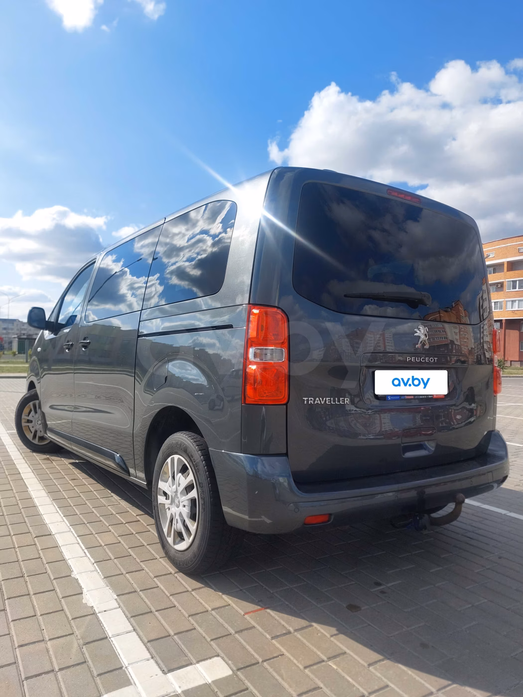 Peugeot Traveller фото 4