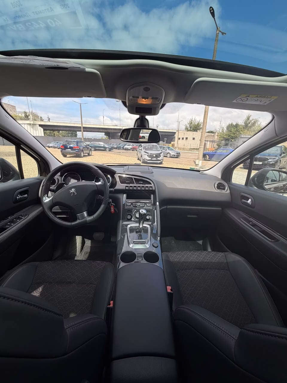 Peugeot 3008 фото 9