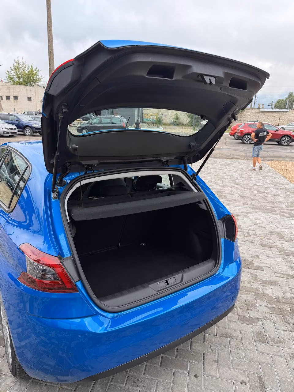Peugeot 308 фото 16