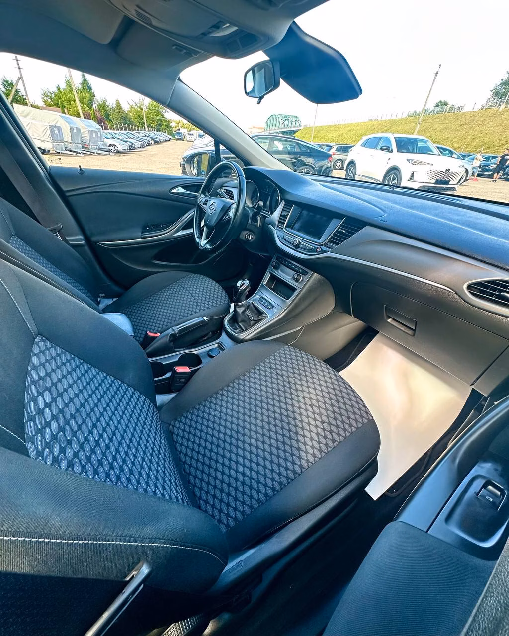 Opel Astra фото 18