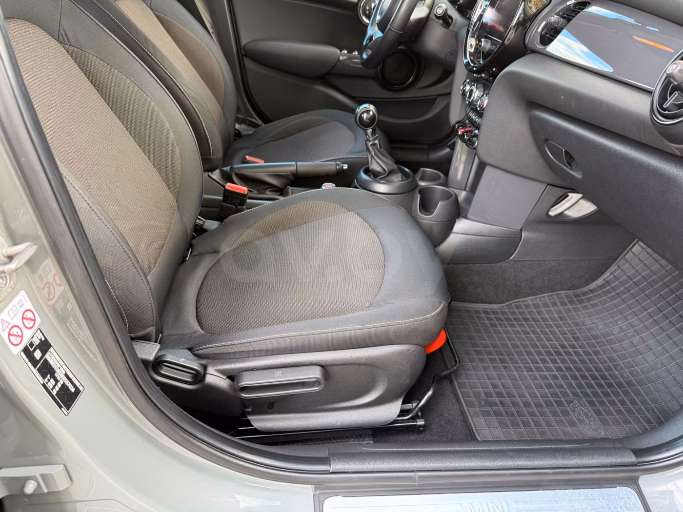 MINI Hatch фото 8