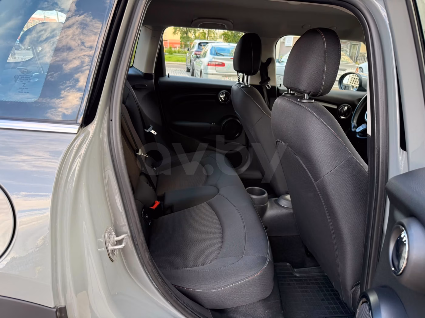 MINI Hatch фото 11