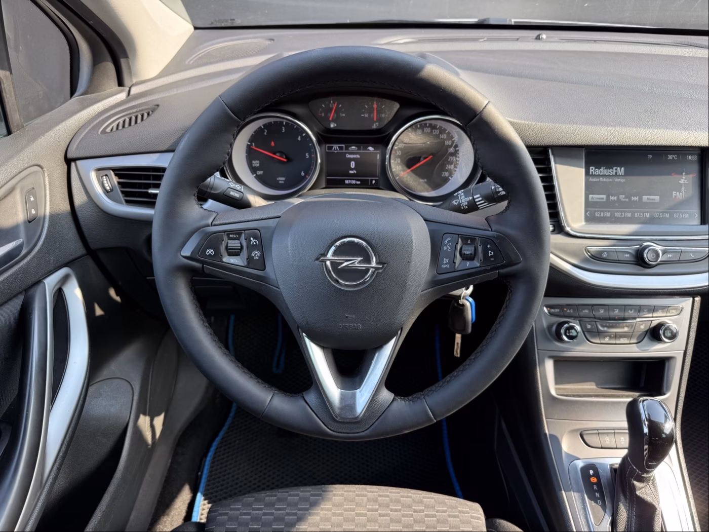 Opel Astra фото 12