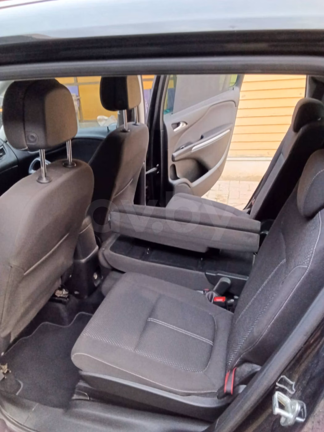 Opel Zafira фото 7