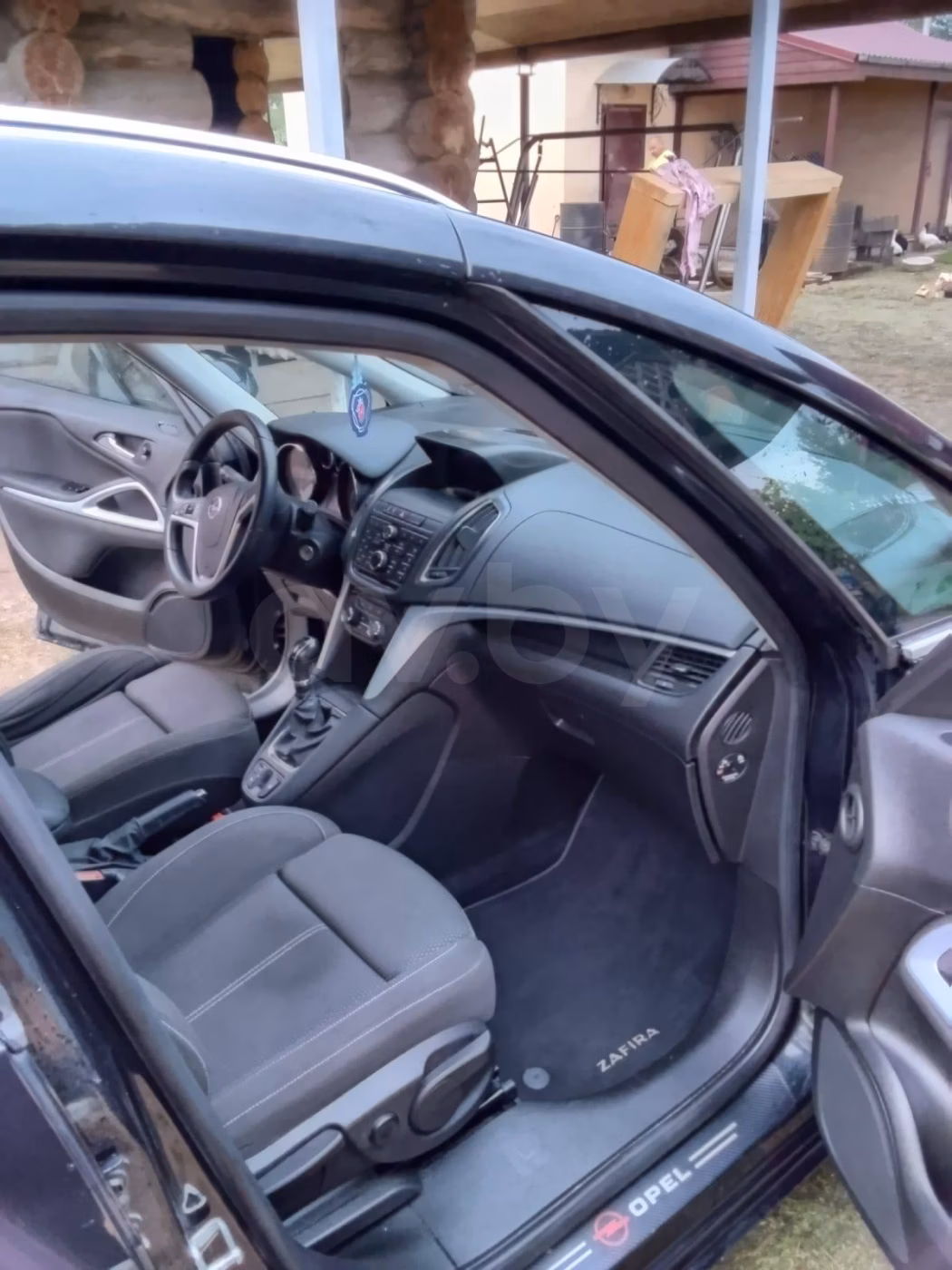 Opel Zafira фото 11