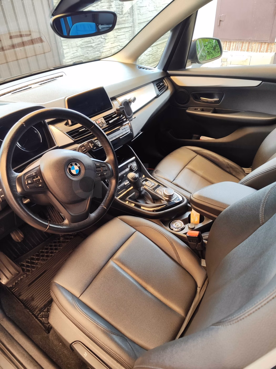 BMW 2 серия Active Tourer фото 10