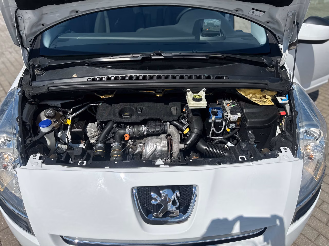 Peugeot 5008 фото 21