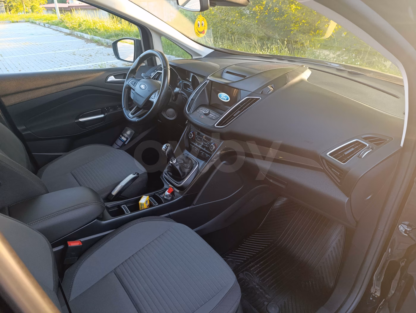 Ford C-MAX фото 24