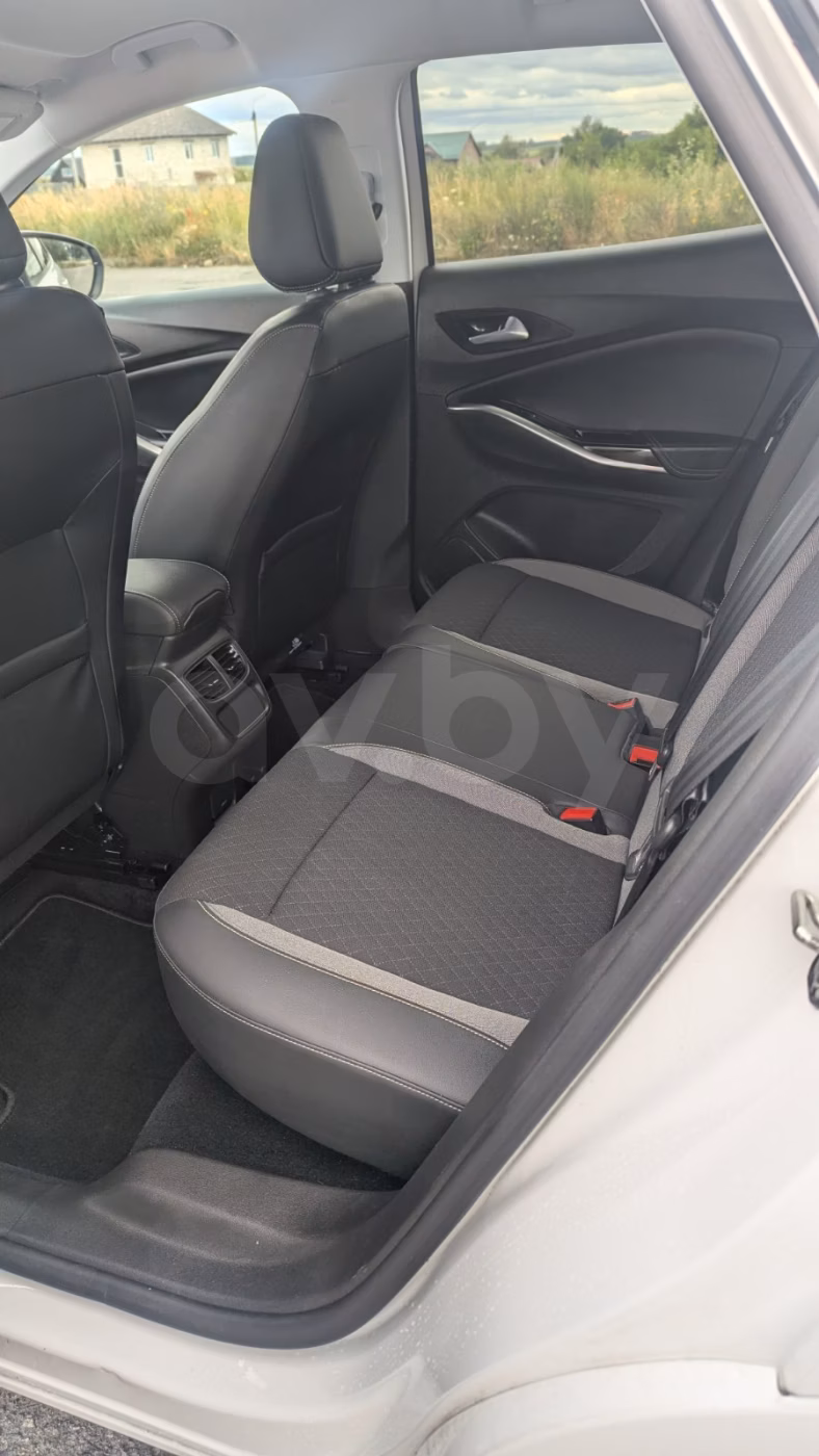 Opel Grandland X фото 20
