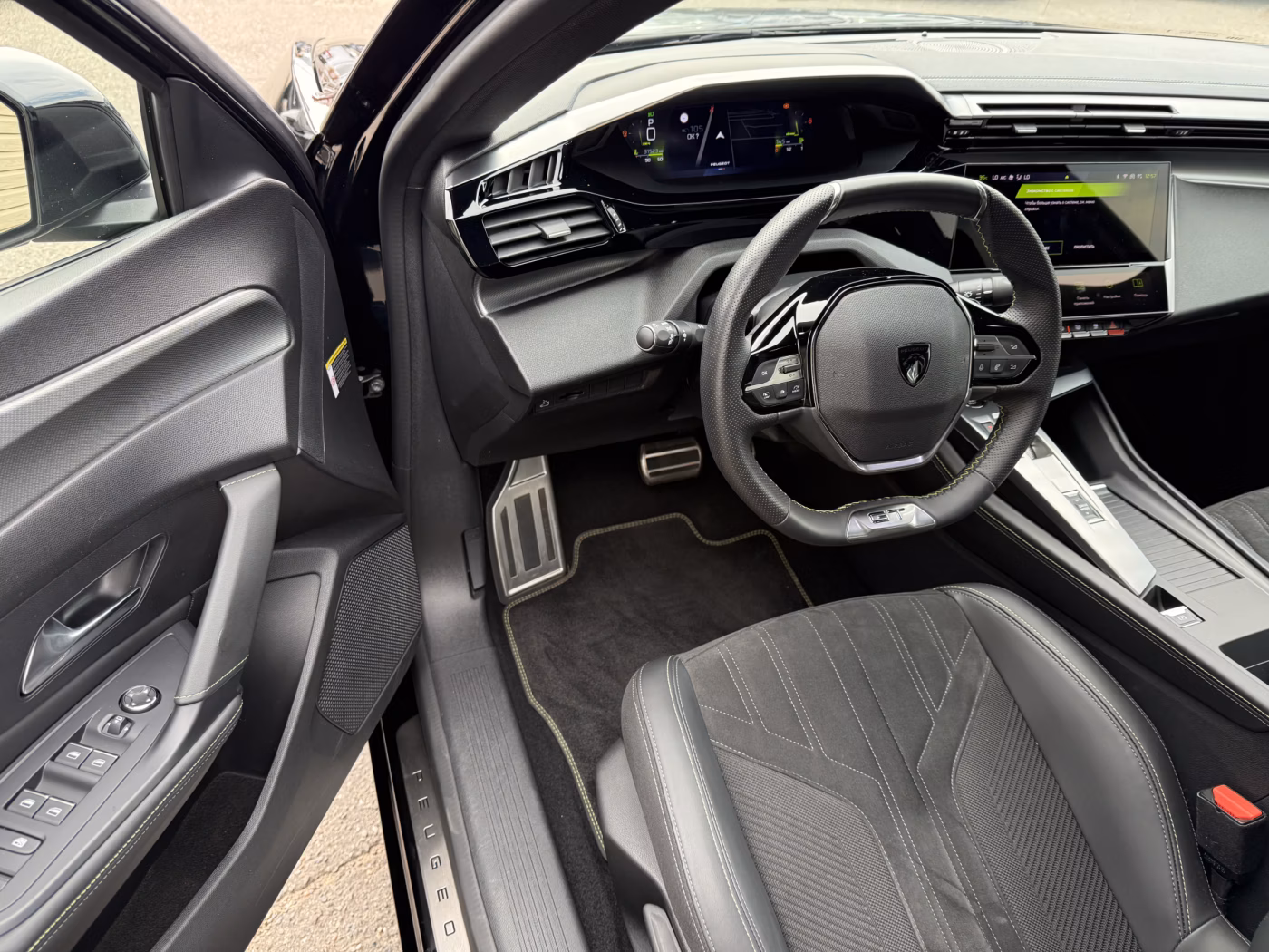 Peugeot 408X фото 9
