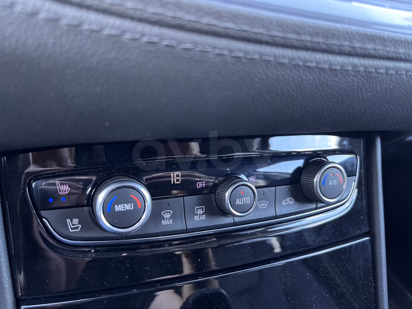 Opel Grandland X фото 27