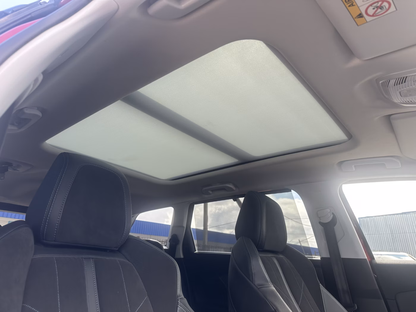 Peugeot 5008 фото 16