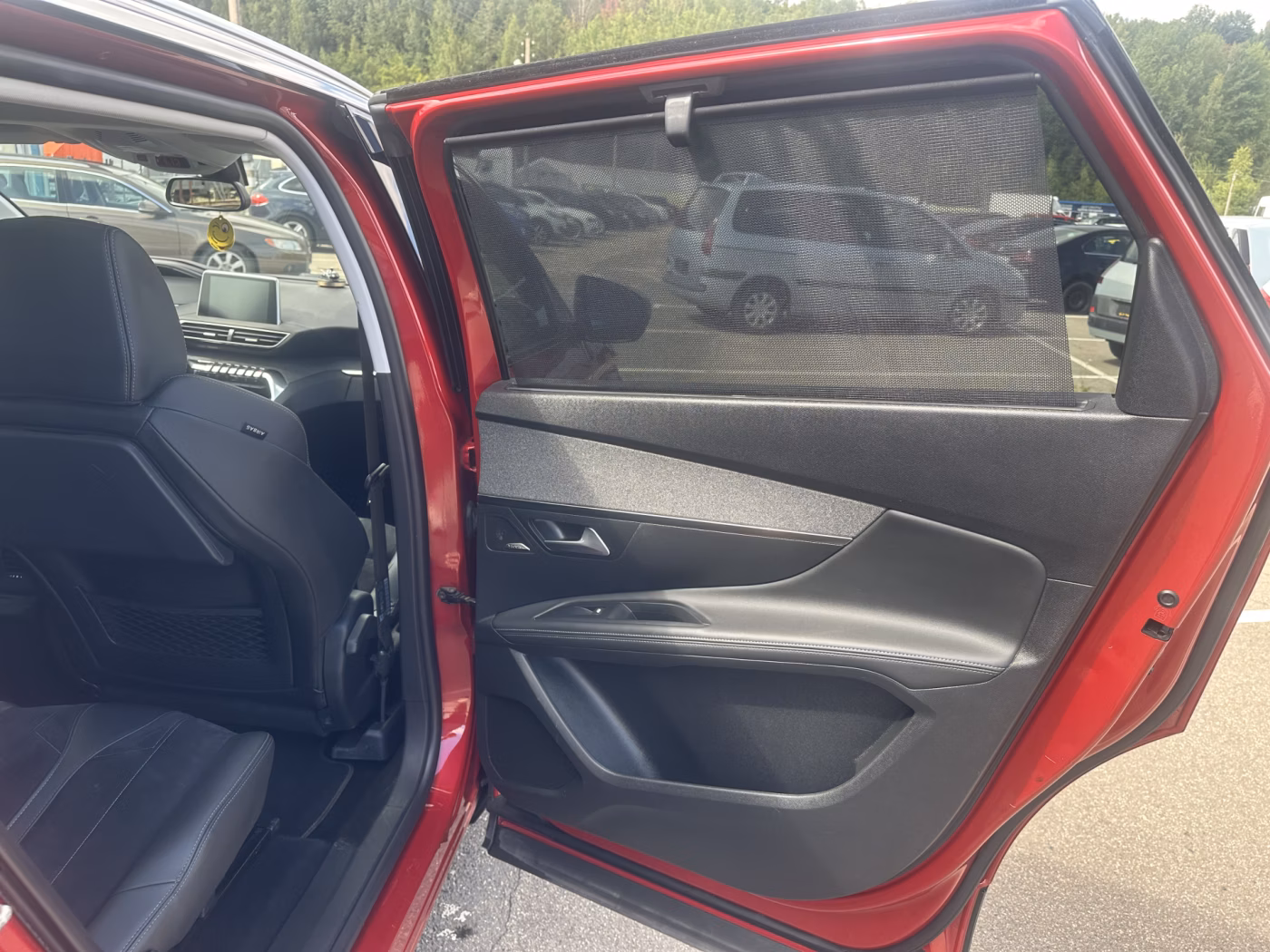 Peugeot 5008 фото 13