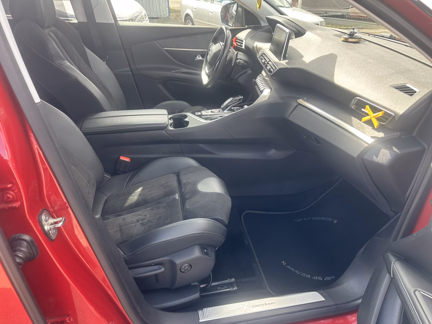Peugeot 5008 фото 14