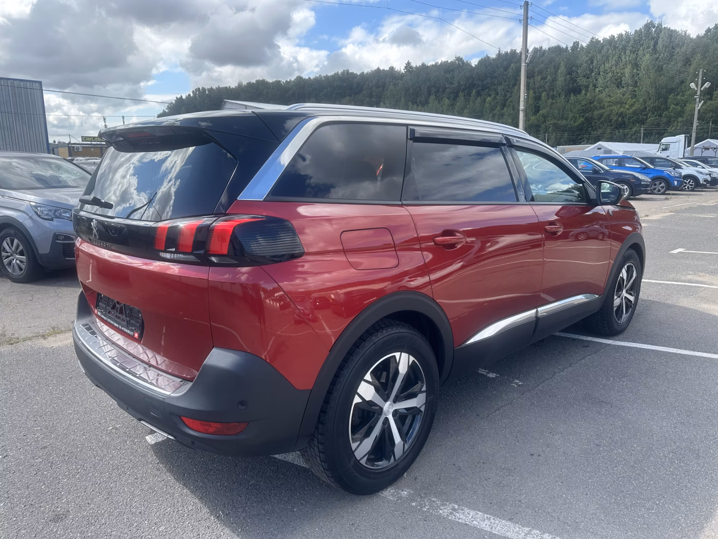 Peugeot 5008 фото 5