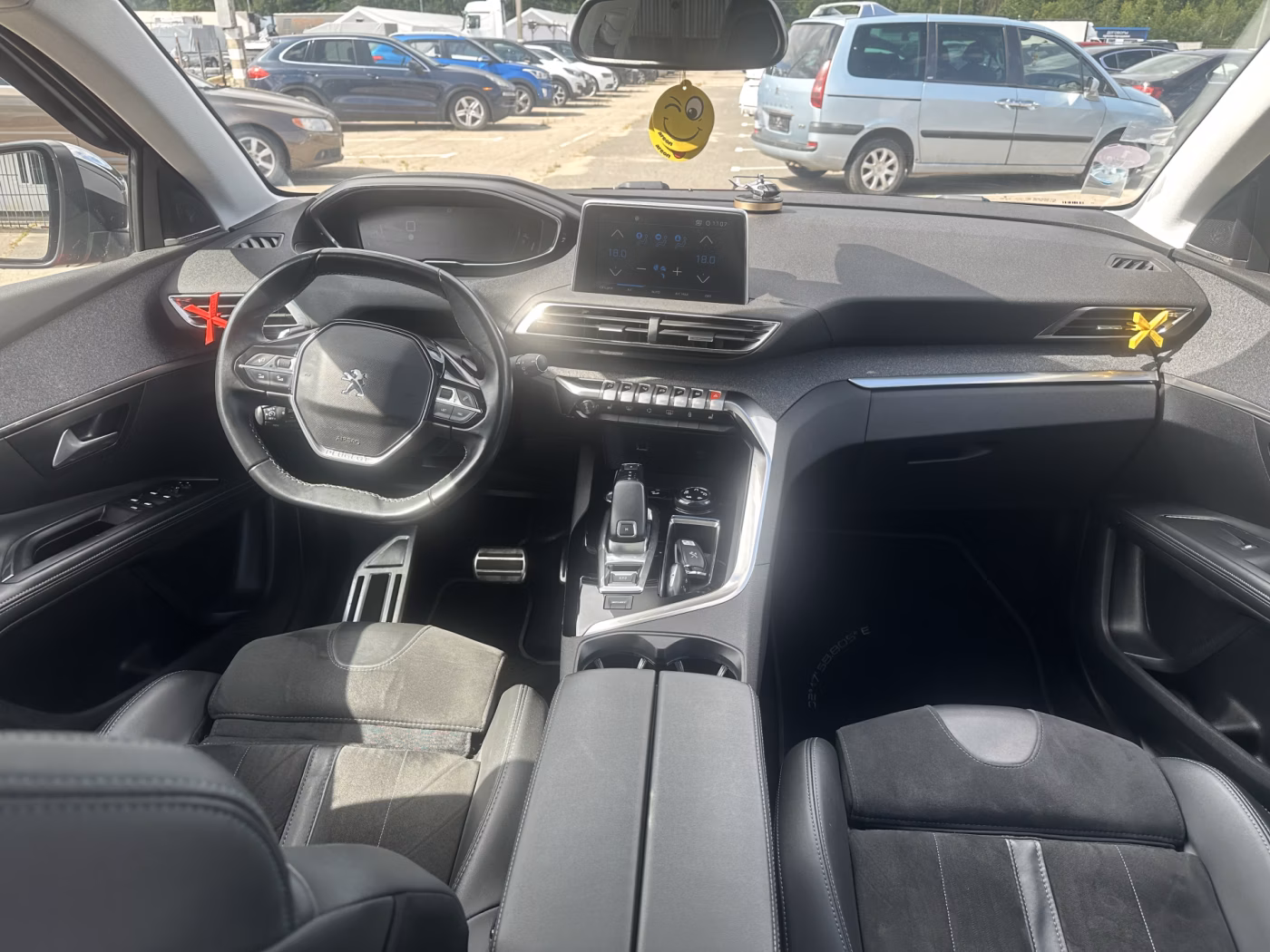 Peugeot 5008 фото 15