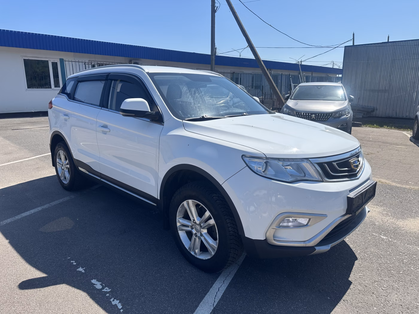 Geely Atlas фото 6