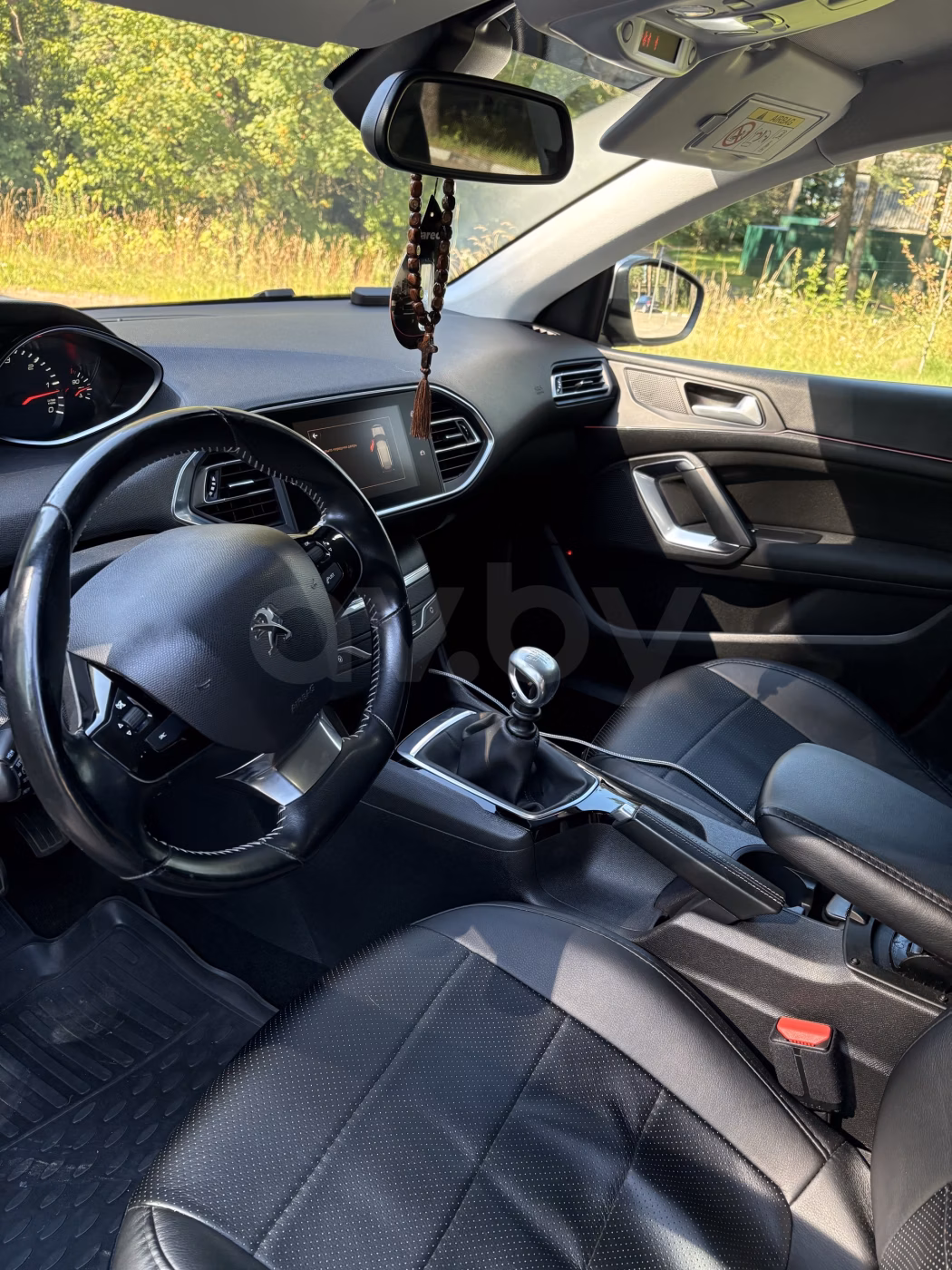 Peugeot 308 фото 6