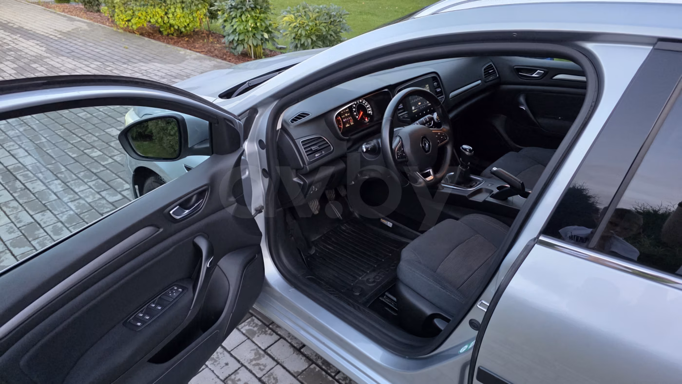 Renault Megane фото 5