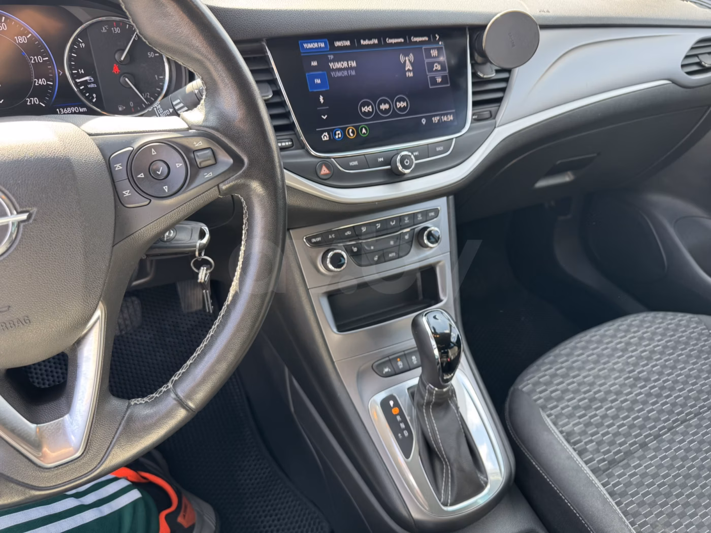 Opel Astra фото 8